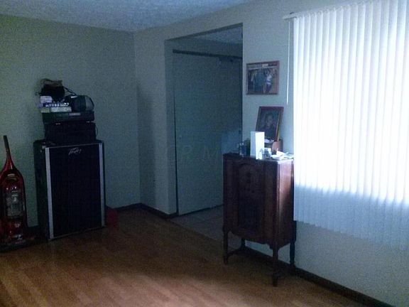 2nd image of 5066 Beckenham Ct