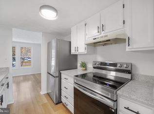 12146 Purple Sage Ct, Reston, VA 20194