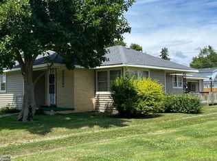307 W Maple St, New Sharon, IA 50207