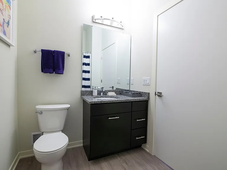 Greenbelt Apartments — Photo 19