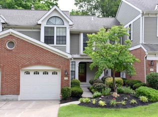 2402 Parrish Hill Ln, Crestview Hills, KY 41017