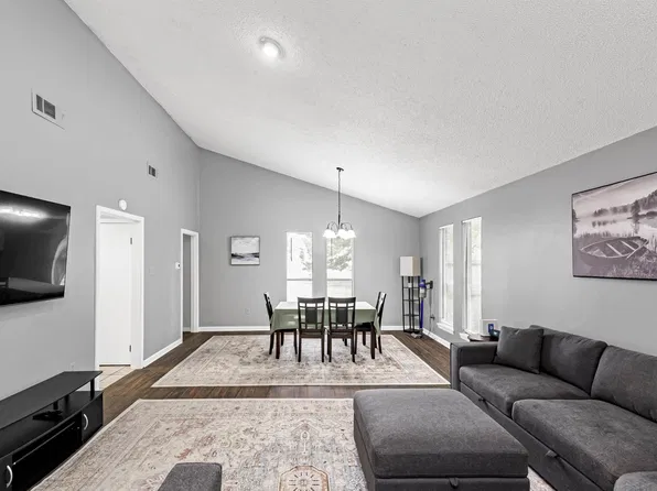 1451 White Cross Dr, Baton Rouge, LA 70810