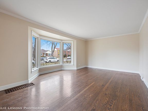 5th image of 2111 S 24th Ave