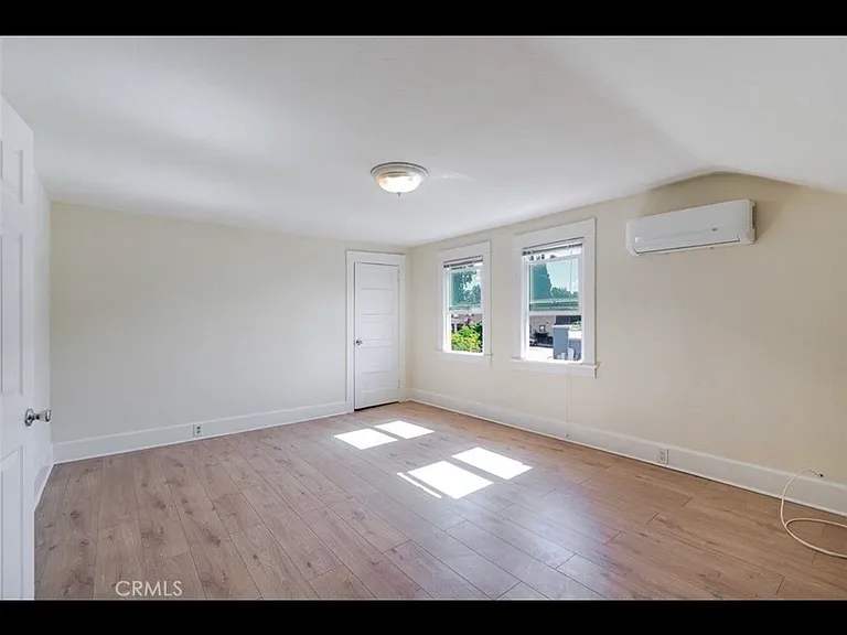 7047 Milton Ave — Photo 5