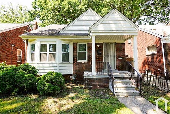 1st image of 18693 Eureka St