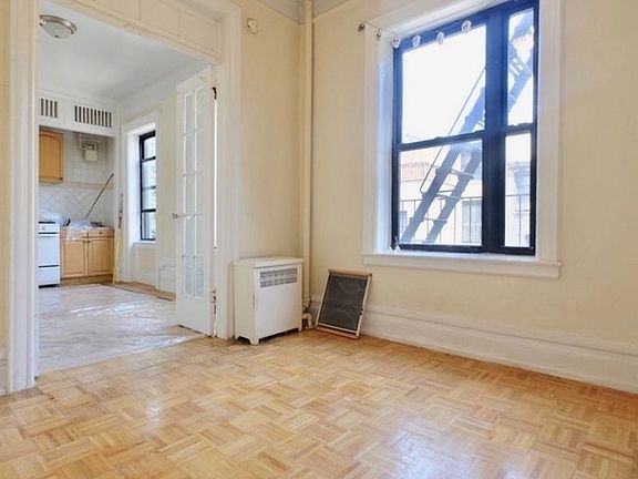4th image of 131 Central Park N APT 4G