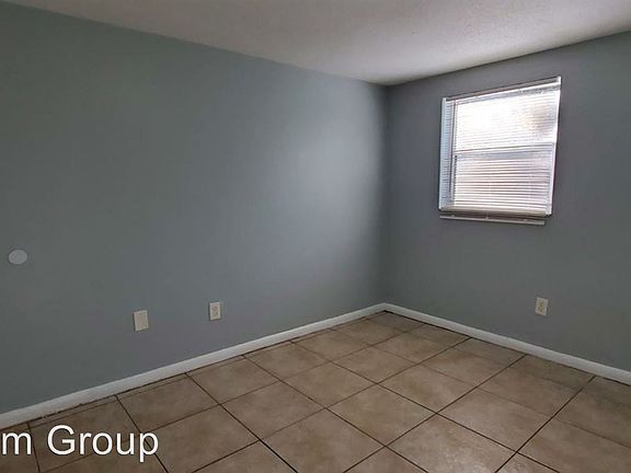 5th image of 607 S 70th St APT B