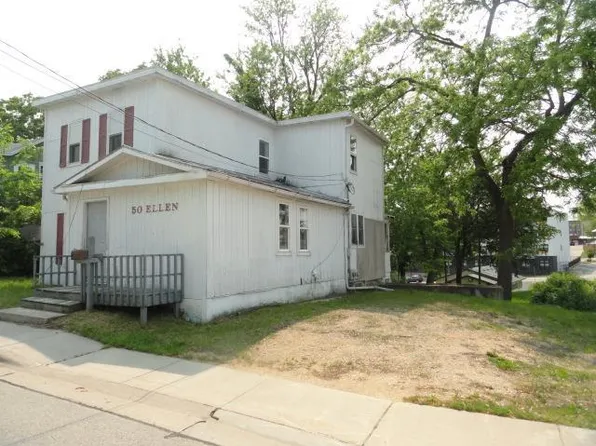 50 Ellen St, Platteville, WI 53818