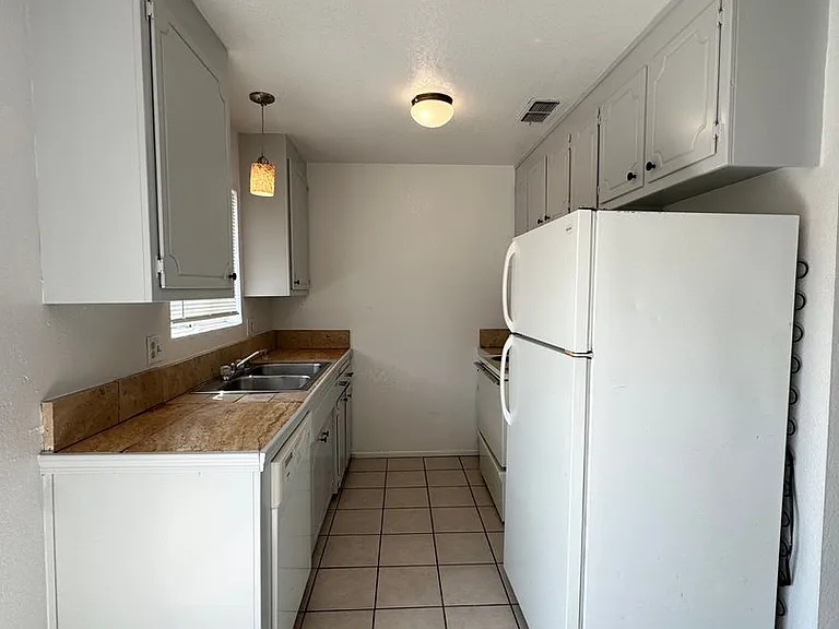 5580 Mountain View Dr — Photo 5