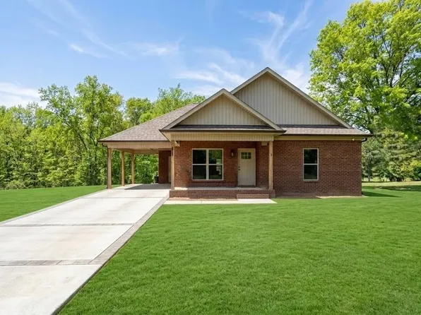 84 White Oak Way, Rogersville, AL 35652