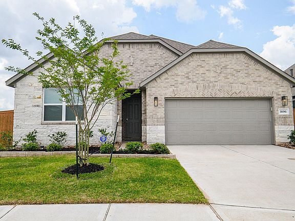 3rd image of 1696 Daylight Lake Dr