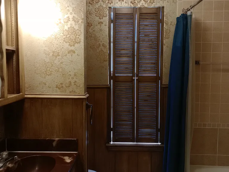 415 E Washington Ave #8 — Photo 8