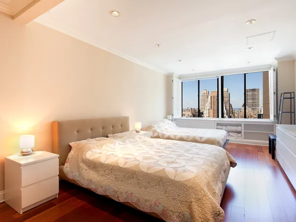 445 Fifth Avenue image 4 of 4