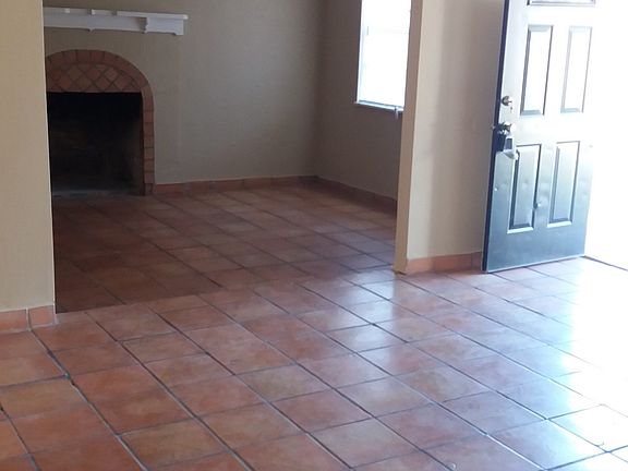 4th image of 2600 E 10th St