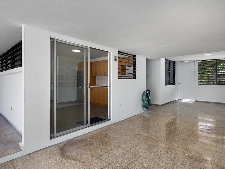 98 Calle Frontera — Photo 16