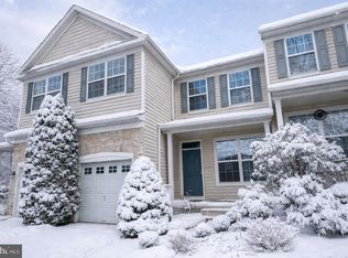 40 Compass Cir, Mount Laurel, NJ 08054