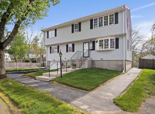 9 Dooling Cir, Peabody, MA 01960