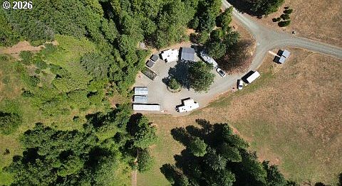 1st image of 570 Tunnel Rd