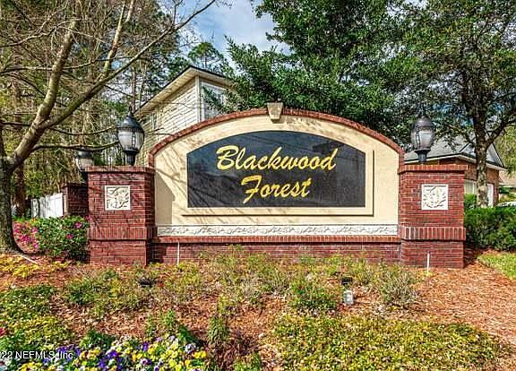 2nd image of 4885 Blackwood Forest Dr