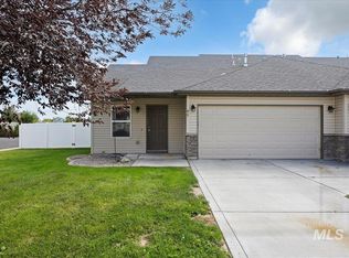 909 Arrow Wood Ct, Twin Falls, ID 83301