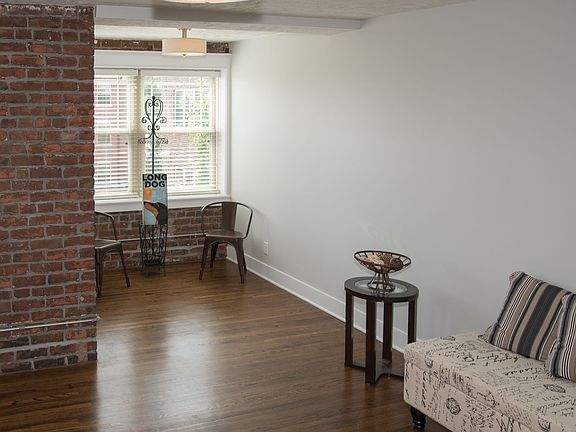 5th image of 628 Park Ave