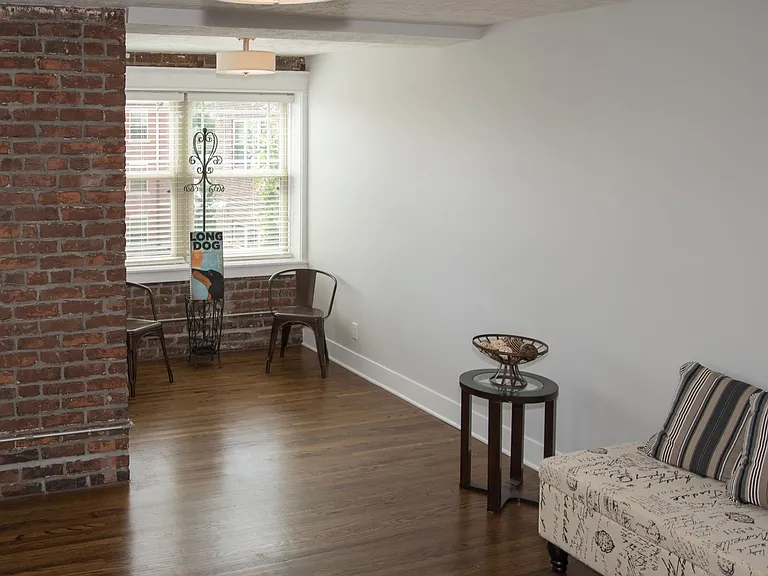 628 Park Ave — Photo 81
