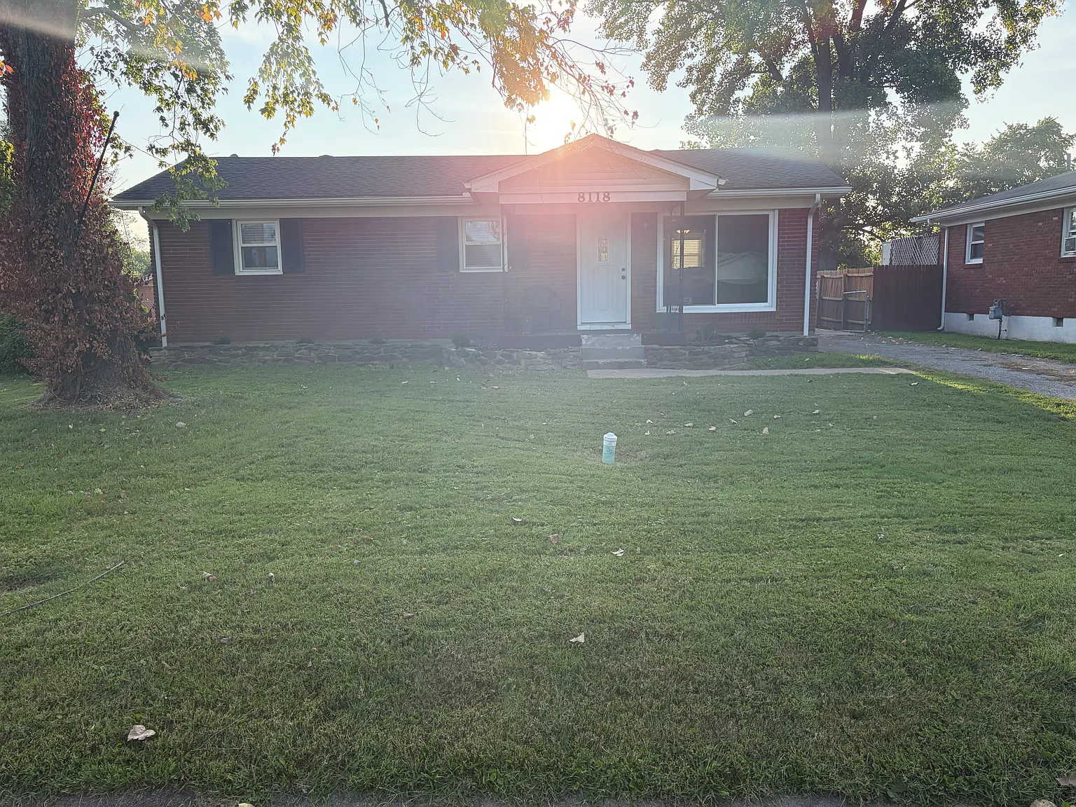 3 bed, 1400 sqft, $1,750 — Photo 1