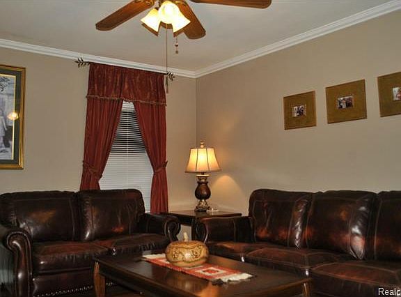 3rd image of 33464 Bostwick Pl