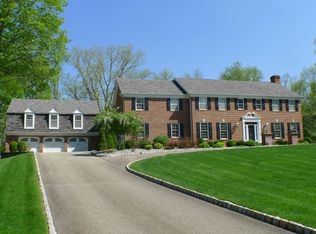 12 Cedar Glen Dr, Blairstown, NJ 07825
