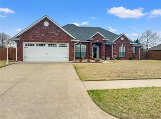 803 Fairfax Ln, El Reno, OK 73036