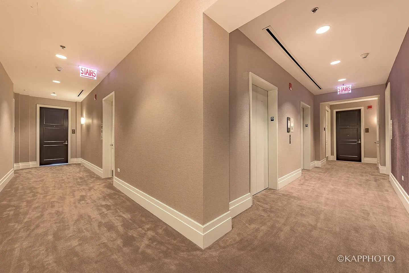 2 bed, 2.5 bath, 2366 sqft, $11,000 — Photo 3