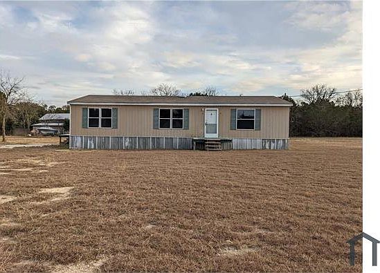 2nd image of 350 Phillip Ln