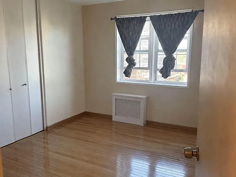 8611 151st Ave #4K — Photo 11