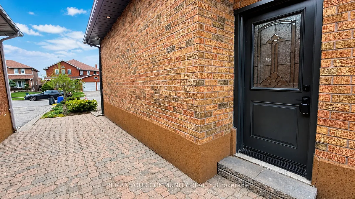 Building Photo - 24 Foxhill Dr #LOWER