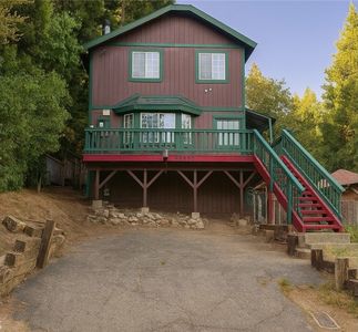 23690 Hillside Dr, Crestline, CA, 92325