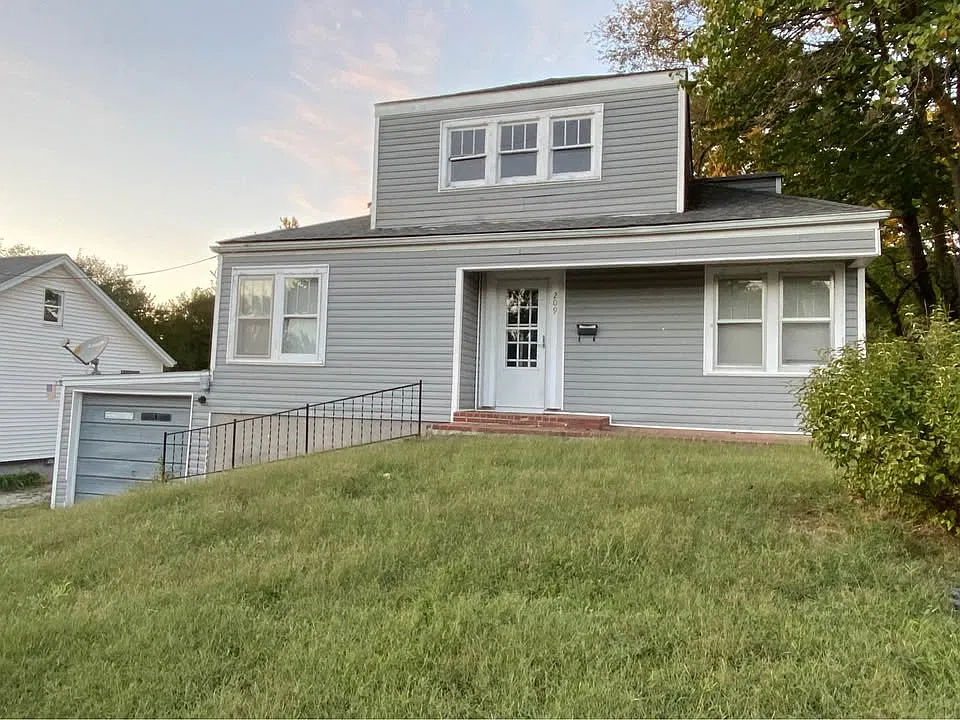 2 bed, 1769 sqft, $1,250 — Photo 2