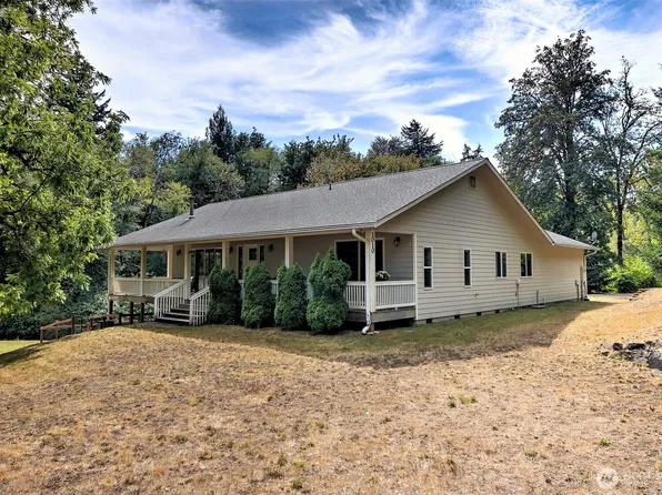 1010 SE Binns Swiger Loop Road, Shelton, WA 98584