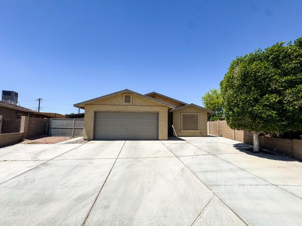 7042 E 36th Pl