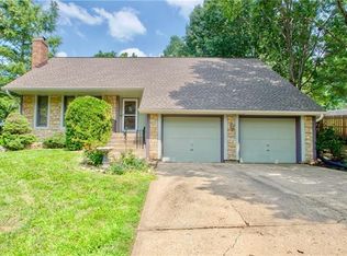 5041 Mullen Rd, Shawnee, KS 66216