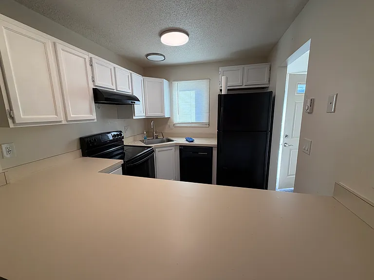 41 S Main St #7 — Photo 19