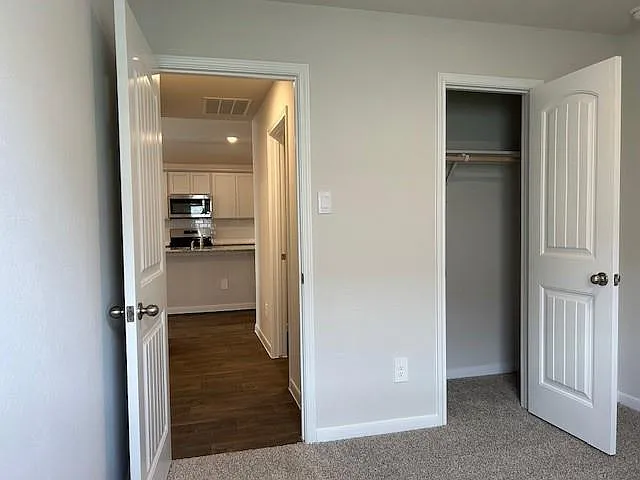 311 Darwin Pl — Photo 23