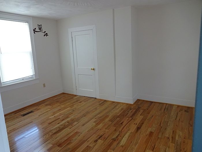 1st image of 509 Mulberry St
