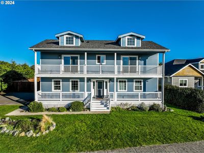 3073 Lincoln Ave, Bandon, OR, 97411