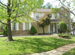 2722 Willow Ranch Ct, Saint Louis, MO 63129