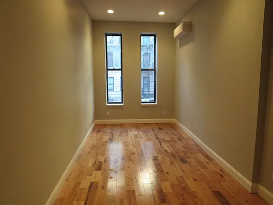 Rented by Strivers Management Group Corp (Brokerage) | media 21