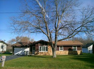 6924 N 124th St, Milwaukee, WI 53224