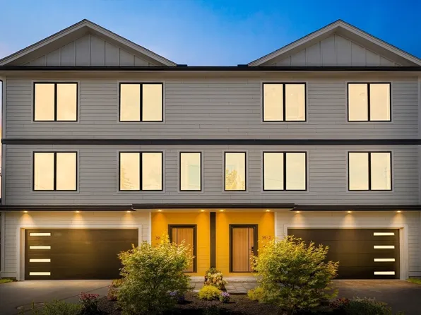 39 Floyd St #2, Waltham, MA 02453