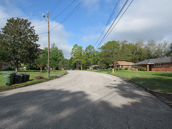 5th image of 3732 Bridlewood Dr