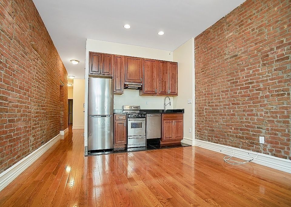 1st image of 4 W 103rd St #1DD