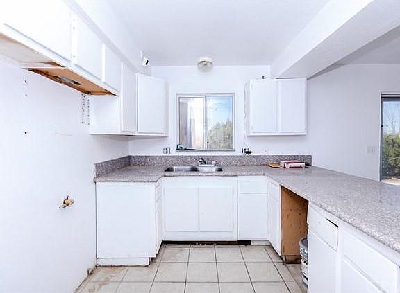 5th image of 15008 Jordon Pl